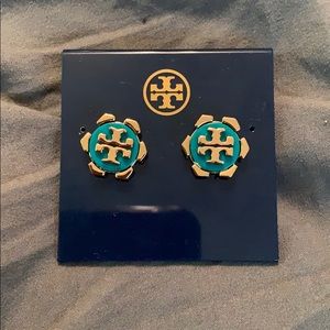 NWT Tory Burch Walter Earrings Green
